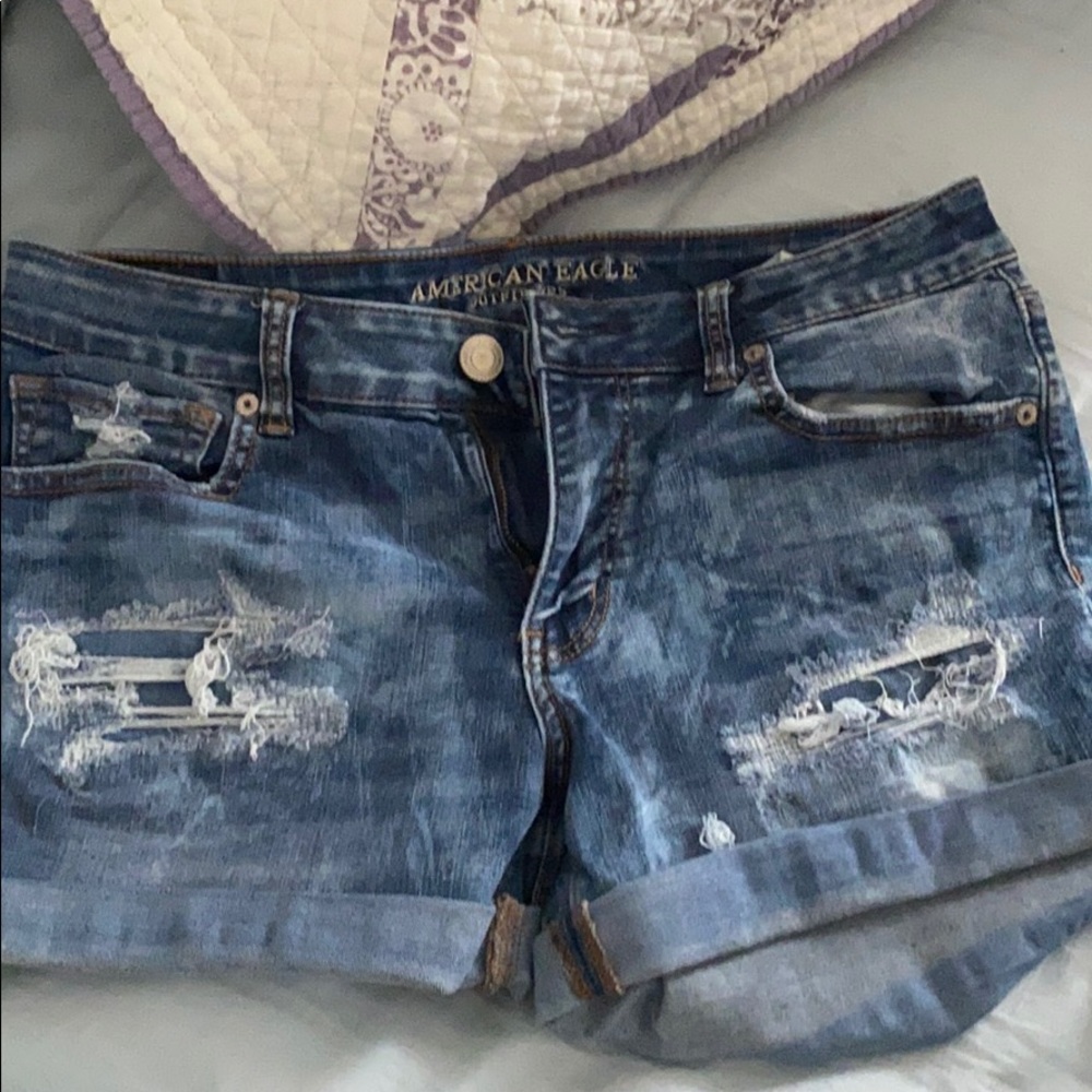 american eagle shorts midi